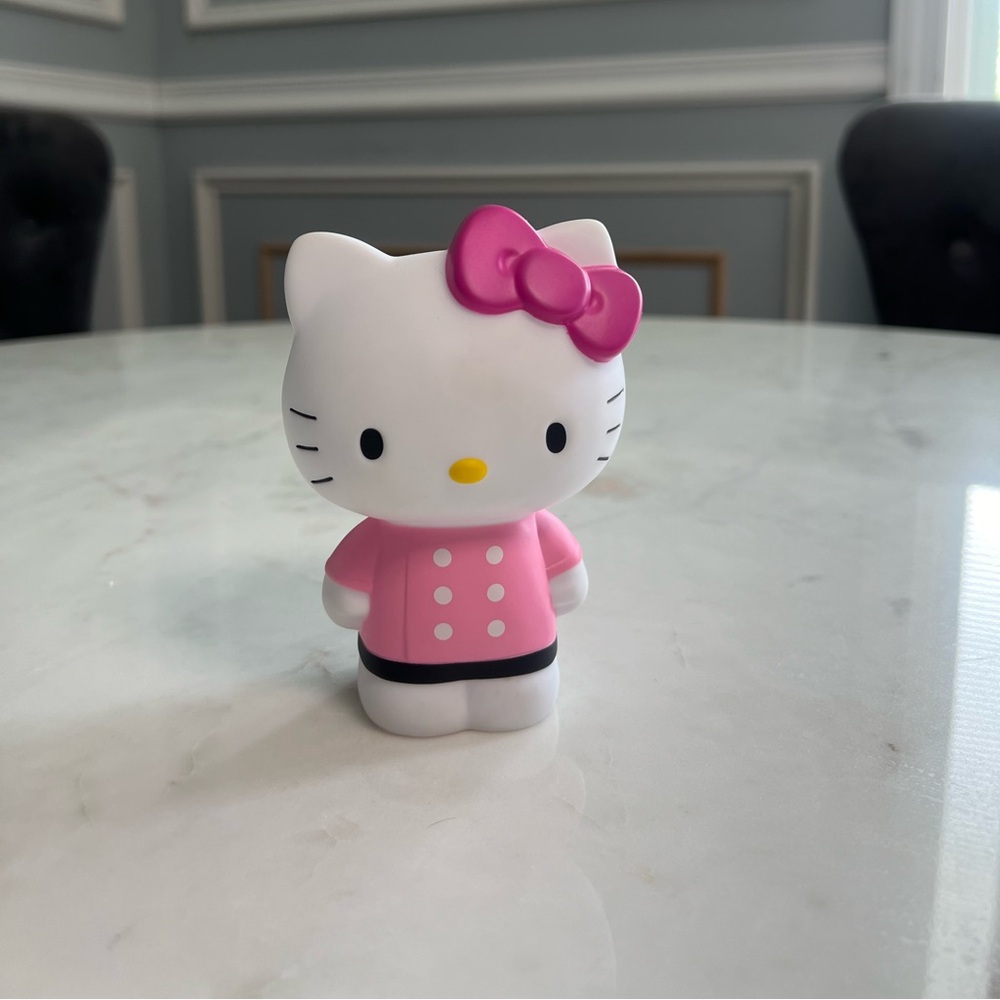 HELLO KITTY CAFE MINI PIGGY BANK